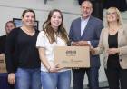 El gobernador entregó netbooks del programa "Conectar Igualdad" en Rafaela