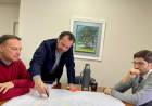 Infraestructura Vial y nuevo puente, la agenda del Intendente con el Gobernador