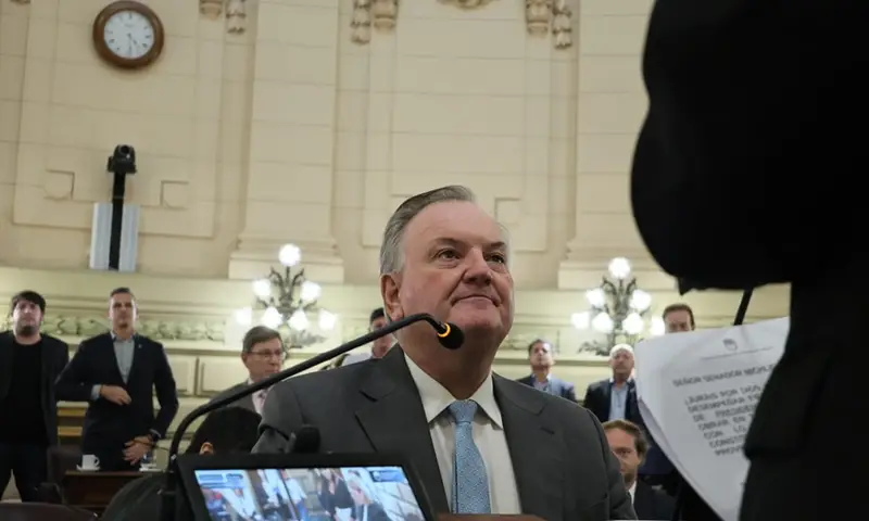 Felipe Michlig fue reelecto por unanimidad como Presidente Provisional del Senado