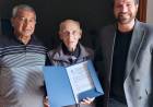 “Reconocimiento a Don José De La Fuente por 102 años retratando la vida santotomesina”