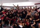 Colón sacó a relucir su chapa de gran candidato ante Racing de Córdoba y sueña en grande
