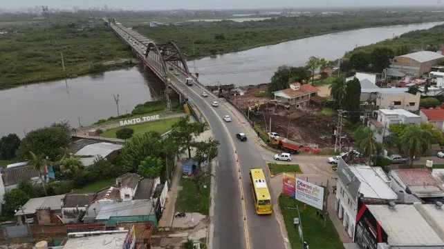 Desde Vialidad provincial prevén que el nuevo puente Santa Fe-Santo Tomé estará terminado en febrero de 2027