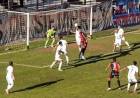 Colón defraudó en Resistencia, cayó ante el peor equipo de la zona y volvieron las dudas