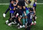 La fuerte editorial uruguaya contra los hinchas celestes que apoyaron a Inglaterra: “Somos un pueblo envidioso”