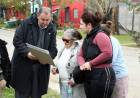 Familias de barrio Centenario renuevan los frentes de sus viviendas junto a la Municipalidad