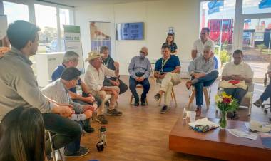 Expoagro: Autoridades provinciales analizaron la situación industrial con fabricantes de maquinaria agrícola