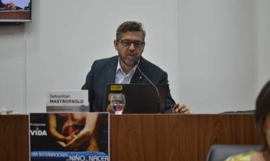 Reunión en torno al proyecto del Predio de la Granja La Esmeralda