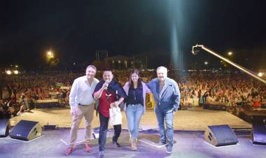 Una multitud disfrutó de la primera jornada de la “Fiesta de la Confraternidad” en la ciudad de San Guillermo