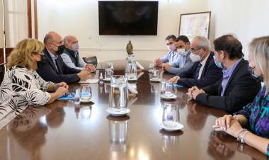 El gobernador Omar Perotti recibió al presidente del Incucai, Carlos Soratti 