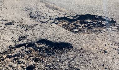 Betina Florito: "Con el diputado Palo Oliver solicitamos la urgente reperación de acceso norte"