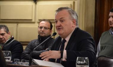 Senadores aprobó dos  Proyectos del Senador Michlig