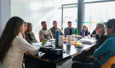 La provincia presentó a pueblos originarios el proyecto para el Parque Nacional Islas de Santa Fe