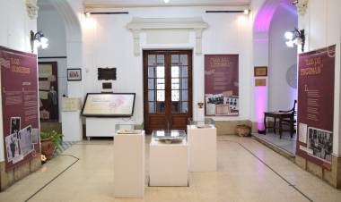 Se inaugura la muestra "Sonetos de ratos perdidos"