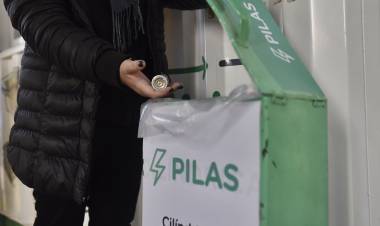 Tres Ecopuntos municipales reciben pilas en desuso todos los días