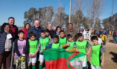 Michlig y González participaron del Encuentro Nacional de Fútbol Infantil organizado por el Club D. U. de Arrufó