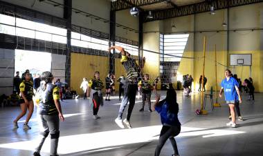 El “Poli” La Tablada se llenó de deportes y música