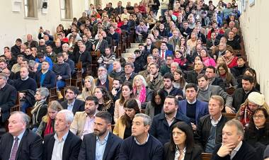 “El Acuerdo de Perotti y Fernández es desfavorable para el conjunto de los santafesinos”