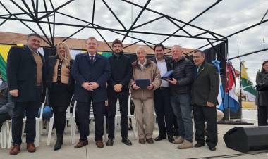 El Senador Michlig invitó a los ceresinos a “seguir juntos por el camino del progreso, construyendo futuro”
