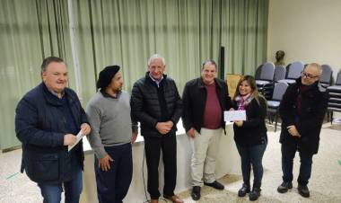 El Senador Michlig junto al intendente Boscarol entregó aportes y se reunió con instituciones de Suardi