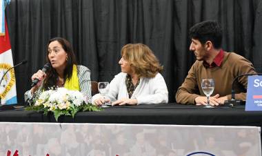 La Provincia expuso las acciones y políticas públicas productivas, ambientales y de Infraestructura en Reconquista