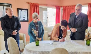 Aporte para la Casa del Abuelo "Otoño Felíz" de Sunchales