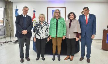 Jura y profesión de Fe de las autoridades Derecho y Ciencia Política, Filosofía y Humanidades, y Posgrado 