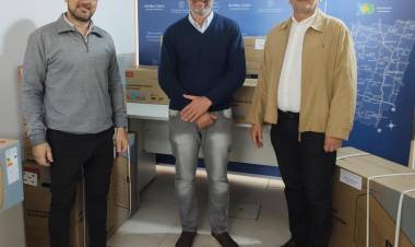 Calvo se reunió con entidades educativas del departamento Castellanos