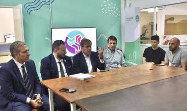 En Capital Activa se presentó EmprenRed Santa Fe