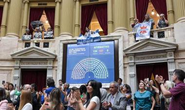 Marcos Cleri celebró la aprobación de la moratoria previsional: “Logramos derrotar la mezquindad de los anti derechos” 