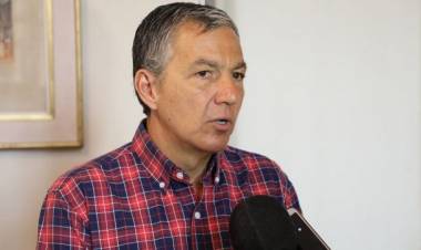 Pusineri: "Hay un candidato de la gestión que está caminando la provincia y es Roberto Mirabella"