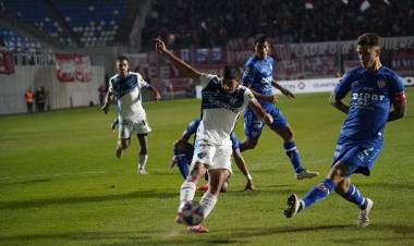 Unión eliminado por penales de la Copa Argentina