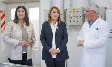 Las precandidatas Feín y García recorrieron la Escuela Técnica "Manuel Pizarro"