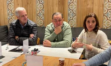 Reunión de Florito, Scarpín y Poletti  para impulsar el turismo santafesino