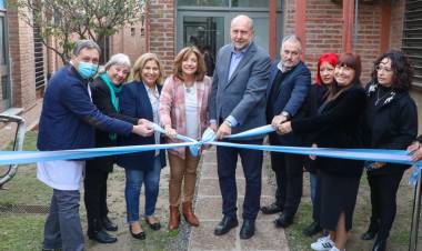 Perotti presentó el nuevo resonador del Hospital "Orlando Alassia"