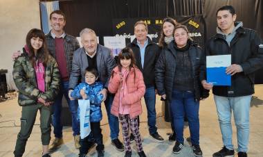 Lewandowski: “Nuestro gobierno será el que más viviendas construya en estos últimos 40 años”