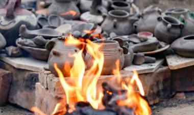 Taller de Cerámica del Litoral: se realizó la quema anual a cielo abierto