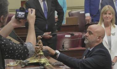 Palo Oliver: "Pullaro esta demostrando una gobernabilidad muy admirable"