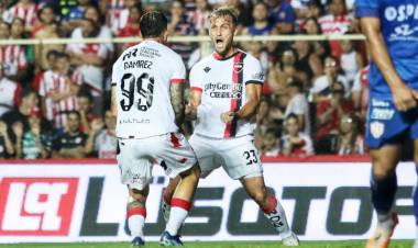Duro golpe para Unión, goleado por Newell´s en Santa Fe