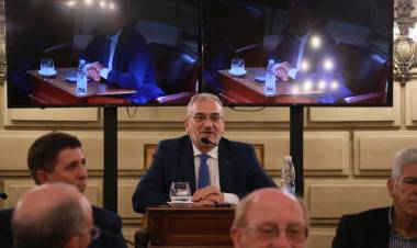 Calvo pidió una escuela secundaria para la localidad de Saguier