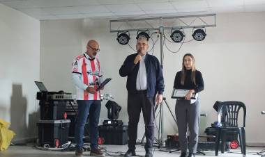 Calvo participó de la celebración del centenario de Sp. Aureliense