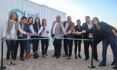 Se inauguró un laboratorio de uso común para emprendedores en el Parque Tecnológico del Litoral Centro