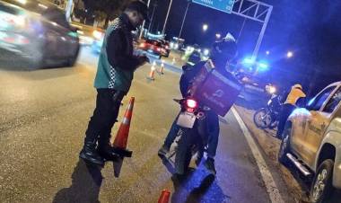 Continúan los operativos de control de tránsito para ordenar y pacificar la ciudad