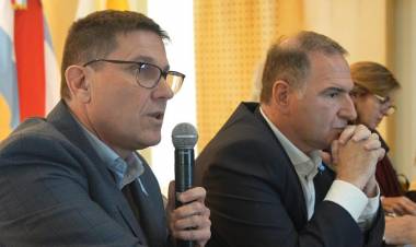 “La Región Centro nos permite una política federal poniendo el foco en el aprendizaje”