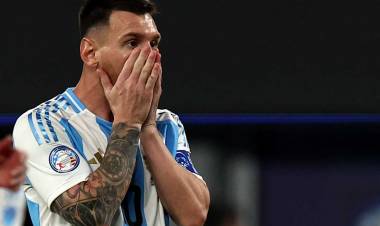 Messi:"Terminé dolorido, pero está todo bien"