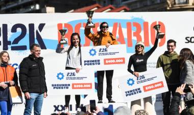 Maratón Internacional de la Bandera: Rosario vivió una fiesta en las calles y en el Monumento
