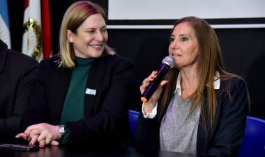 Scaglia: “Nos alegra impulsar una propuesta turística que tiene como gran atractivo al río Carcarañá”