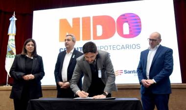 Pullaro: “Los créditos Nido apuntan a las familias santafesinas que ven cómo los sueldos se les van en el alquiler”