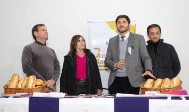 Acuerdo Santa Fe llega a las panaderías: el kilo de pan a $ 1.800