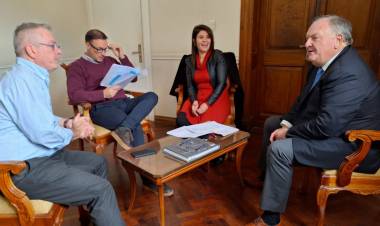 Reunión en el ministerio de obras Públicas por la ampliación del Hospital de Hersilia