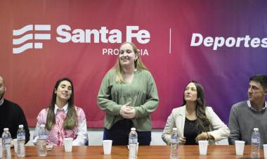 Provincia firmó convenios para fortalecer la infraestructura deportiva en clubes